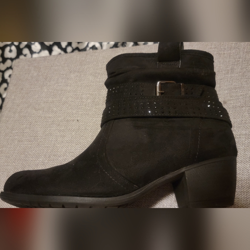 VJH Confort Black Ankle Boots
